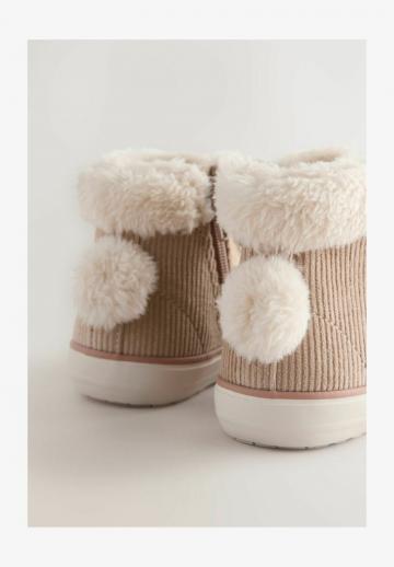 Детская обувь