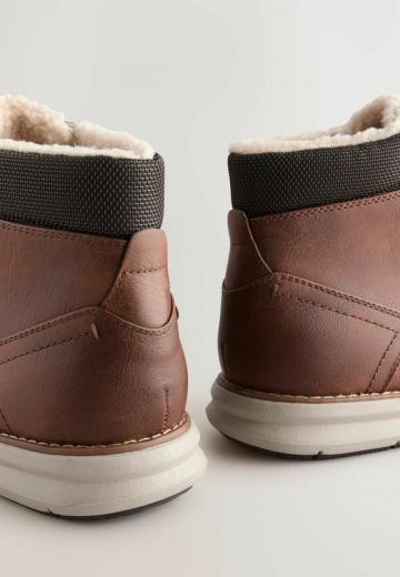 Зимние ботинки