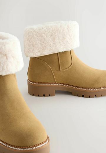 Широкие сапоги