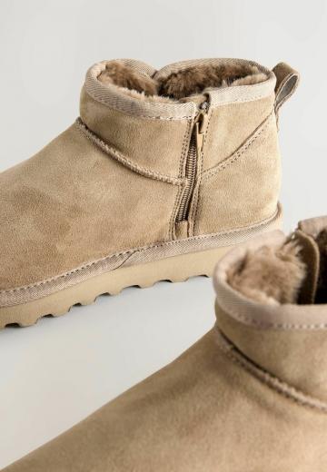 Широкие сапоги