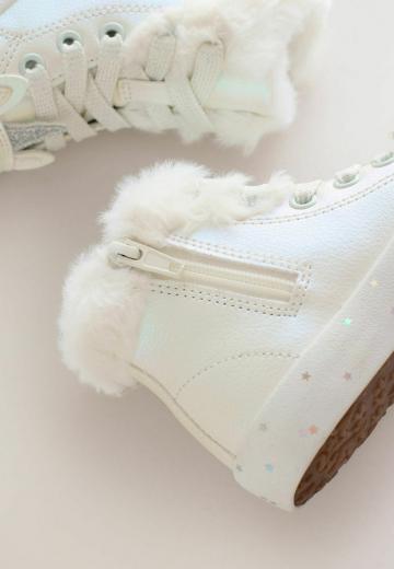 Детская обувь