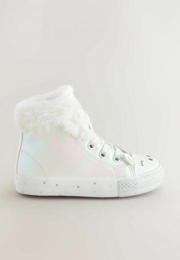 Детская обувь