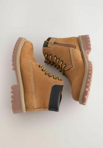 Зимние ботинки