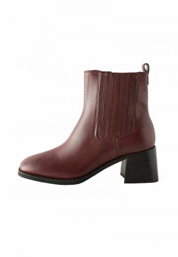 Широкие сапоги