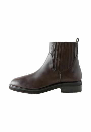 Широкие сапоги