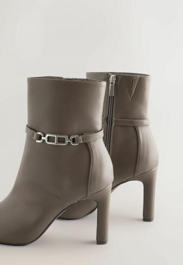 Широкие сапоги