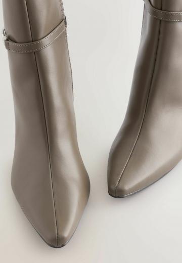 Широкие сапоги