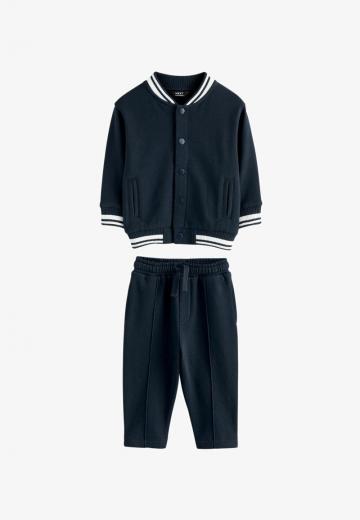 Набор одежды