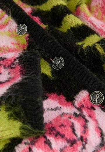 Жаккардовая вязаная кофта