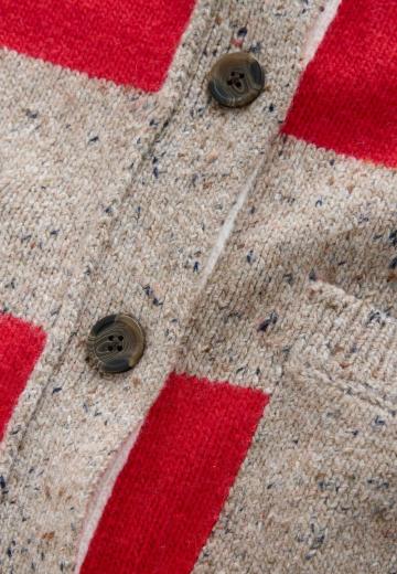 Вязаная кофта