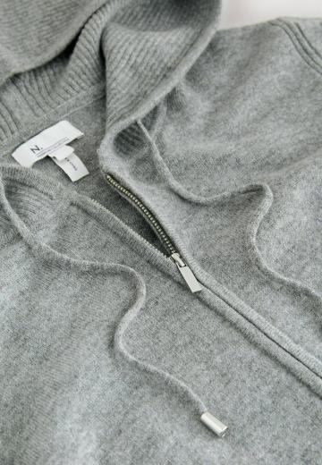 Пуловер с капюшоном