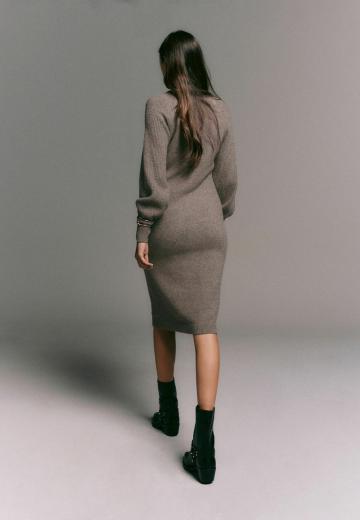 Платье футляр