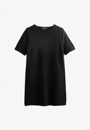 Вязаное платье