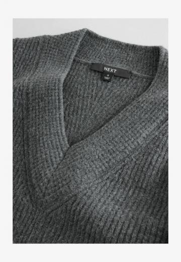 Вязаное платье