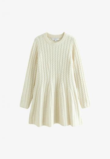 Вязаное платье