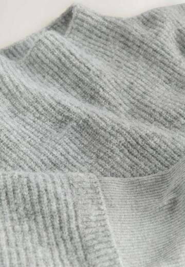 Вязаное платье