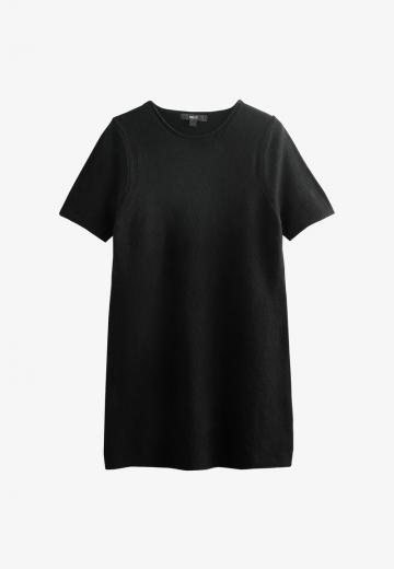 Вязаное платье