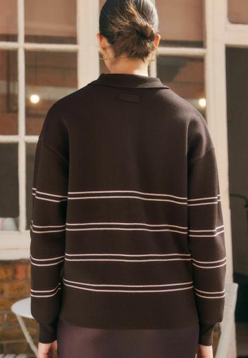 Пуловер с воротником поло