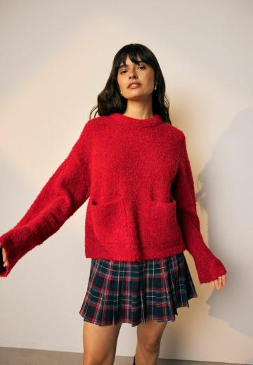 Пуловер в полоску