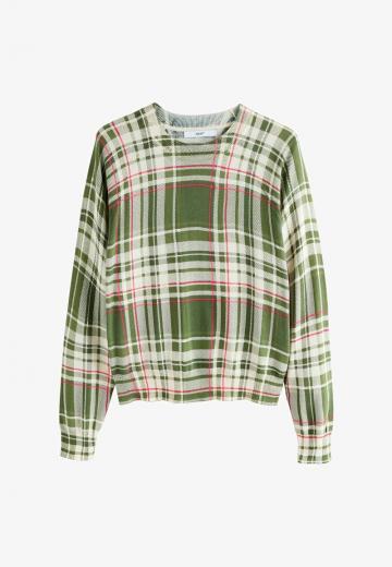 Пуловер в полоску