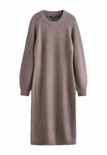 Вязаное платье