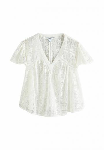 Кружевная блузка