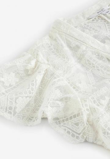 Кружевная блузка