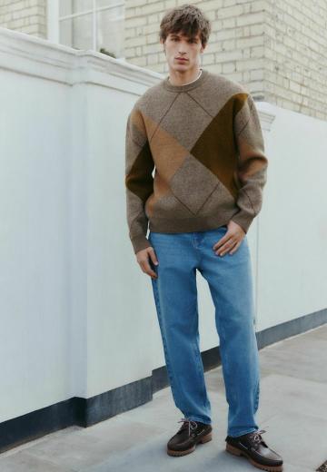 Прямые джинсы