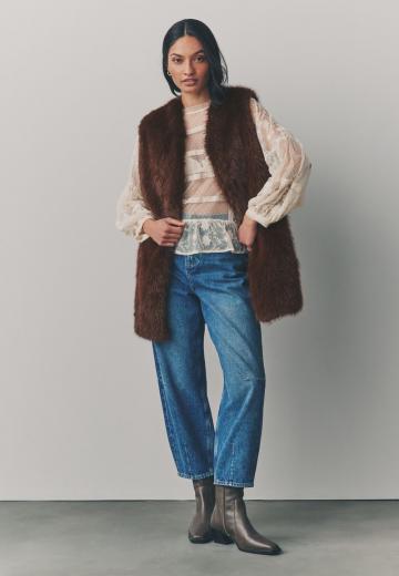 Пуховой жилет