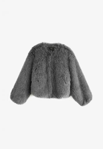 Пуховой жилет