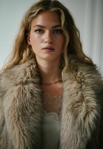 Зимняя куртка