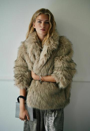 Зимняя куртка