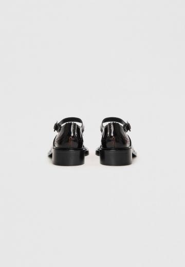 Полуботинки