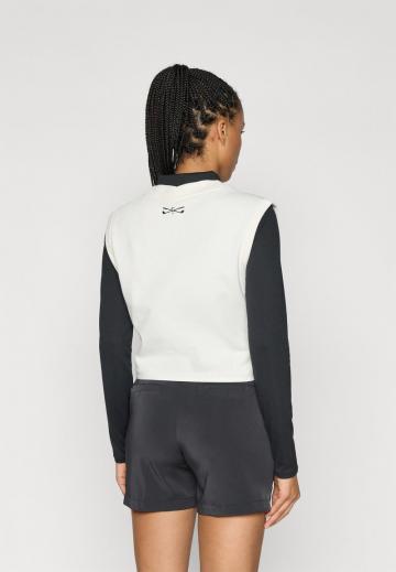 Спортивный топ