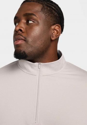 Спортивная кофта