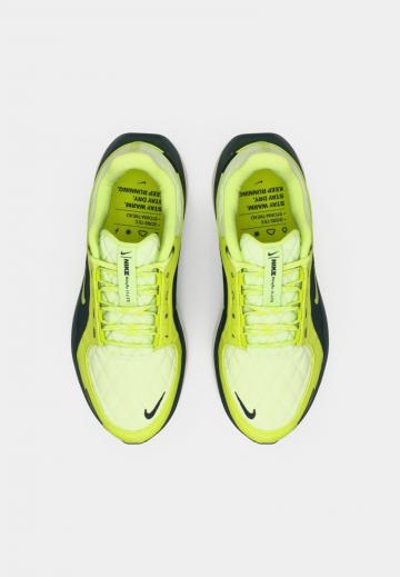 Беговые кроссовки