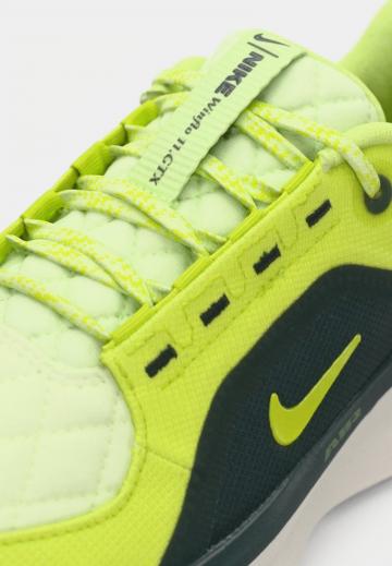 Беговые кроссовки