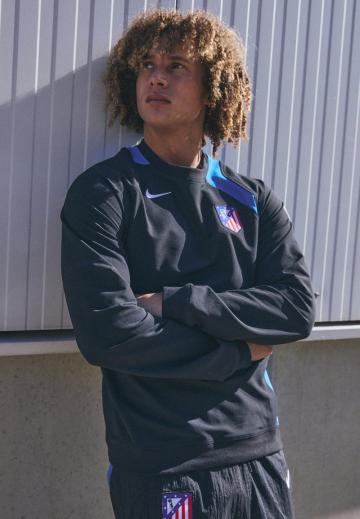 Спортивная кофта