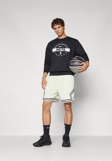 Спортивная кофта