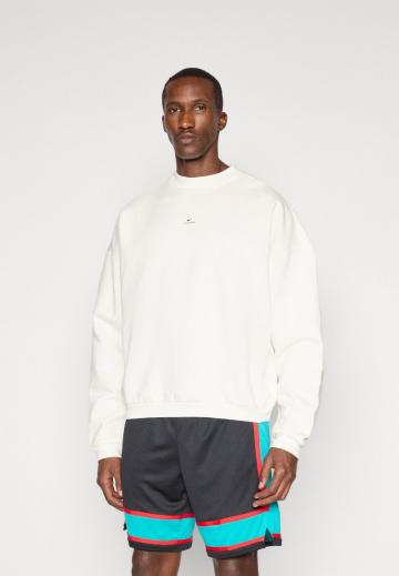 Спортивная кофта