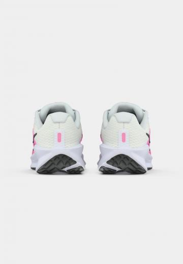 Беговые кроссовки