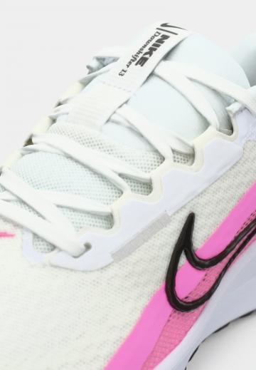 Беговые кроссовки