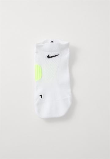 Спортивные носки