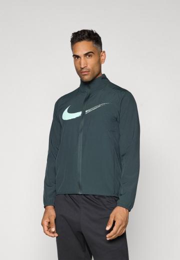 Спортивная куртка