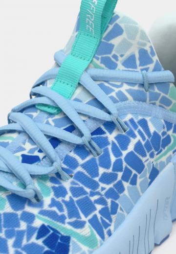 Тренировочные кроссовки