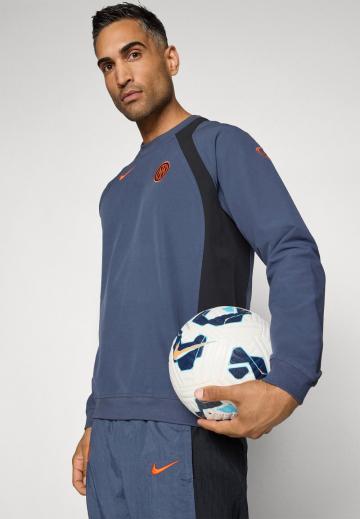 Спортивная кофта