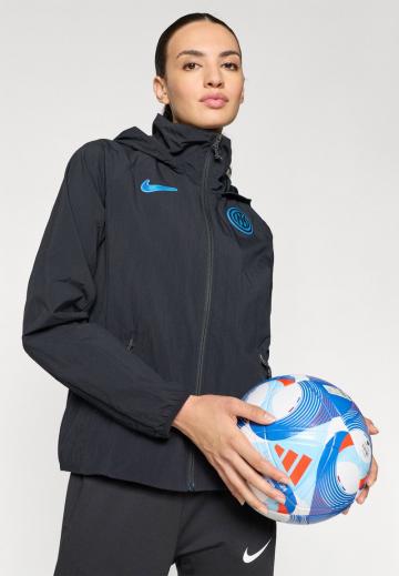 Спортивная куртка