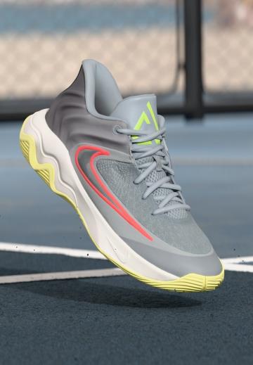 Баскетбольные кроссовки