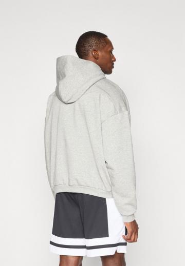 Спортивная кофта