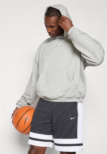 Спортивная кофта